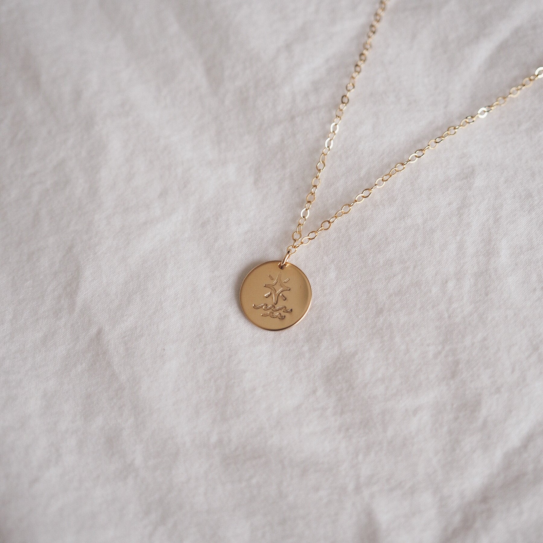 Stella Maris Disc Necklace – Stella & Tide